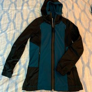 Lululemon raincoat
